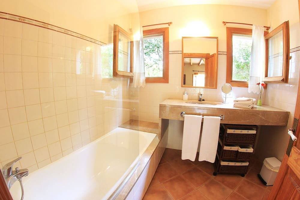 Foto 5 von 24: Finca mit Pool, Pinienwald, Golfplätze ganz in der Nähe. Kostenlos W-Lan