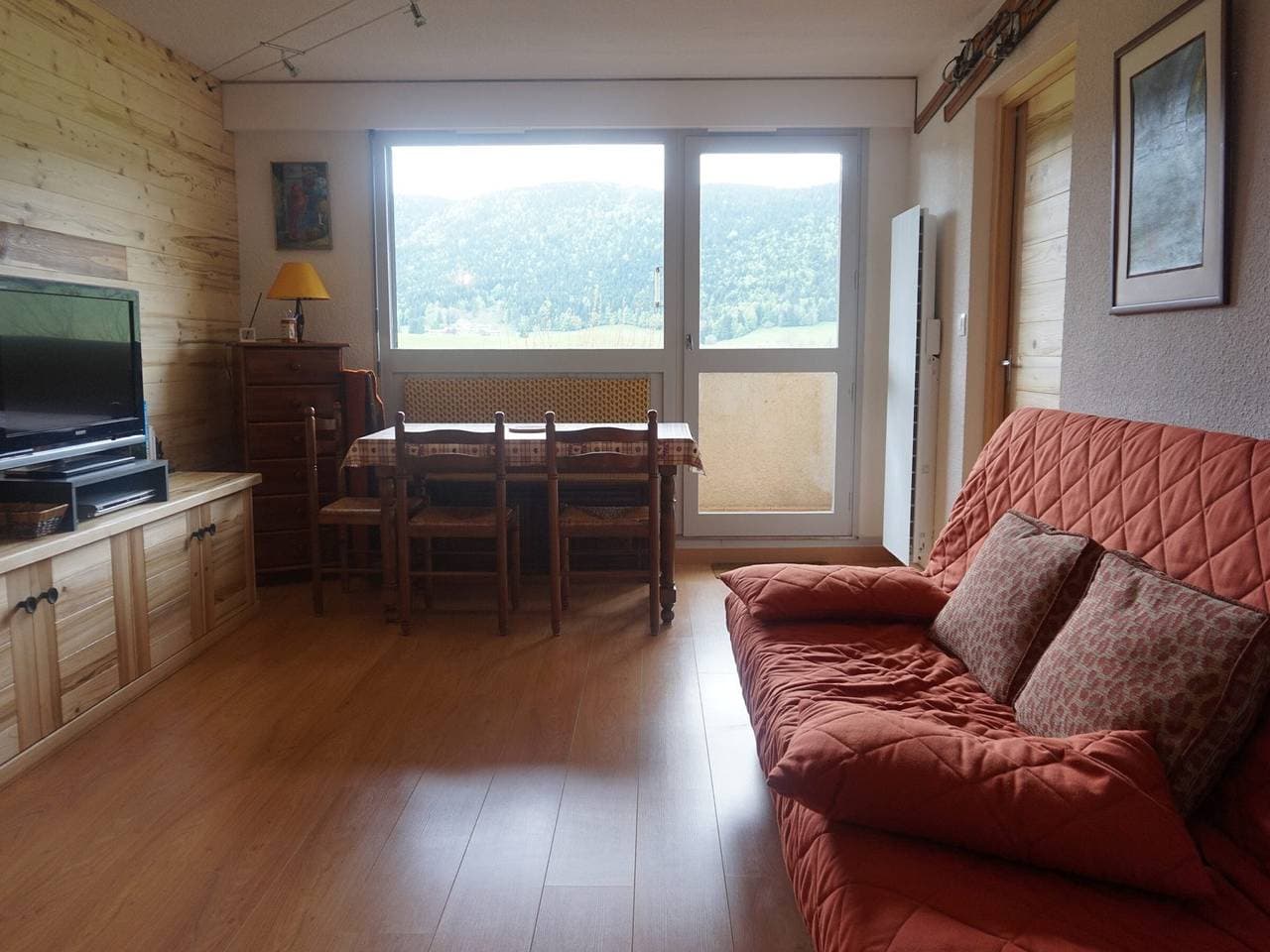 Foto 3 von 12: Renovierte Wohnung mit Balkon, Parkplatz und WLAN, nahe den Pisten - Méaudre