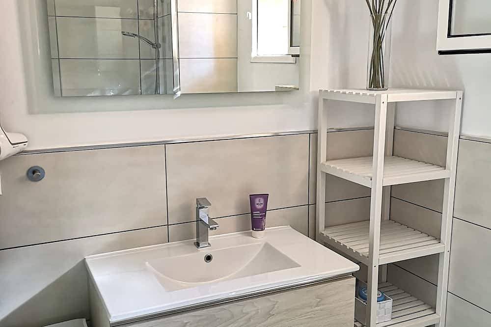 Foto 7 von 30: Charmantes Apt, 2 Terrassen, dir. Zugang zum Pool, nahe Strand und Golfplätzen