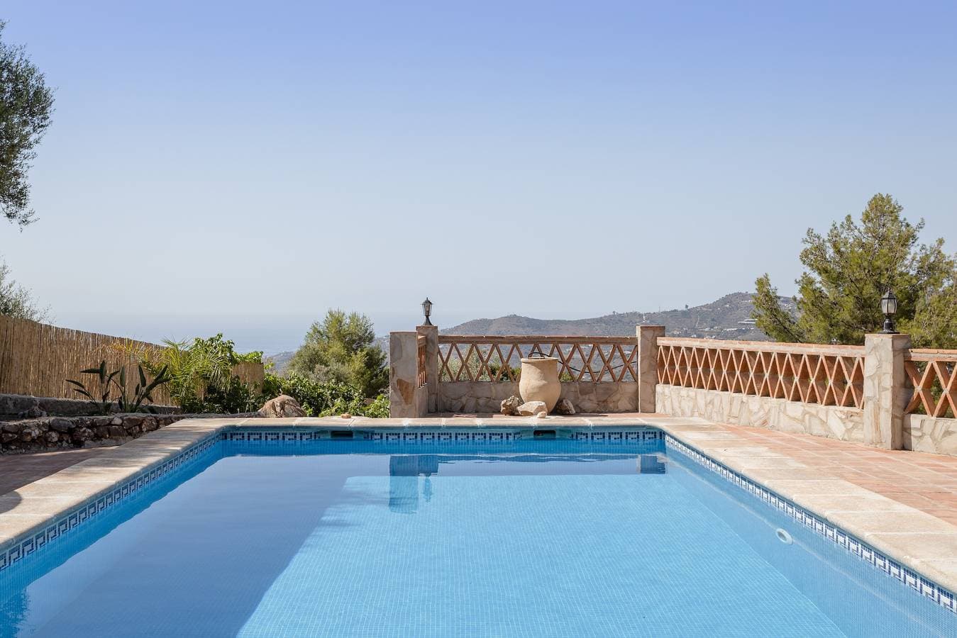Foto 3 von 26: Gemütliches Ferienhaus "La Monticana " mit Meerblick, WLAN, Klimaanlage, Pool & Terrasse