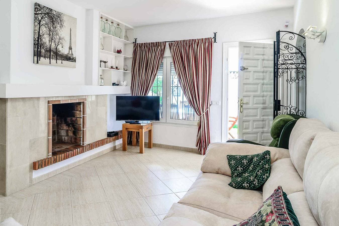 Foto 6 von 20: Villa für 6 Personen mit Pool