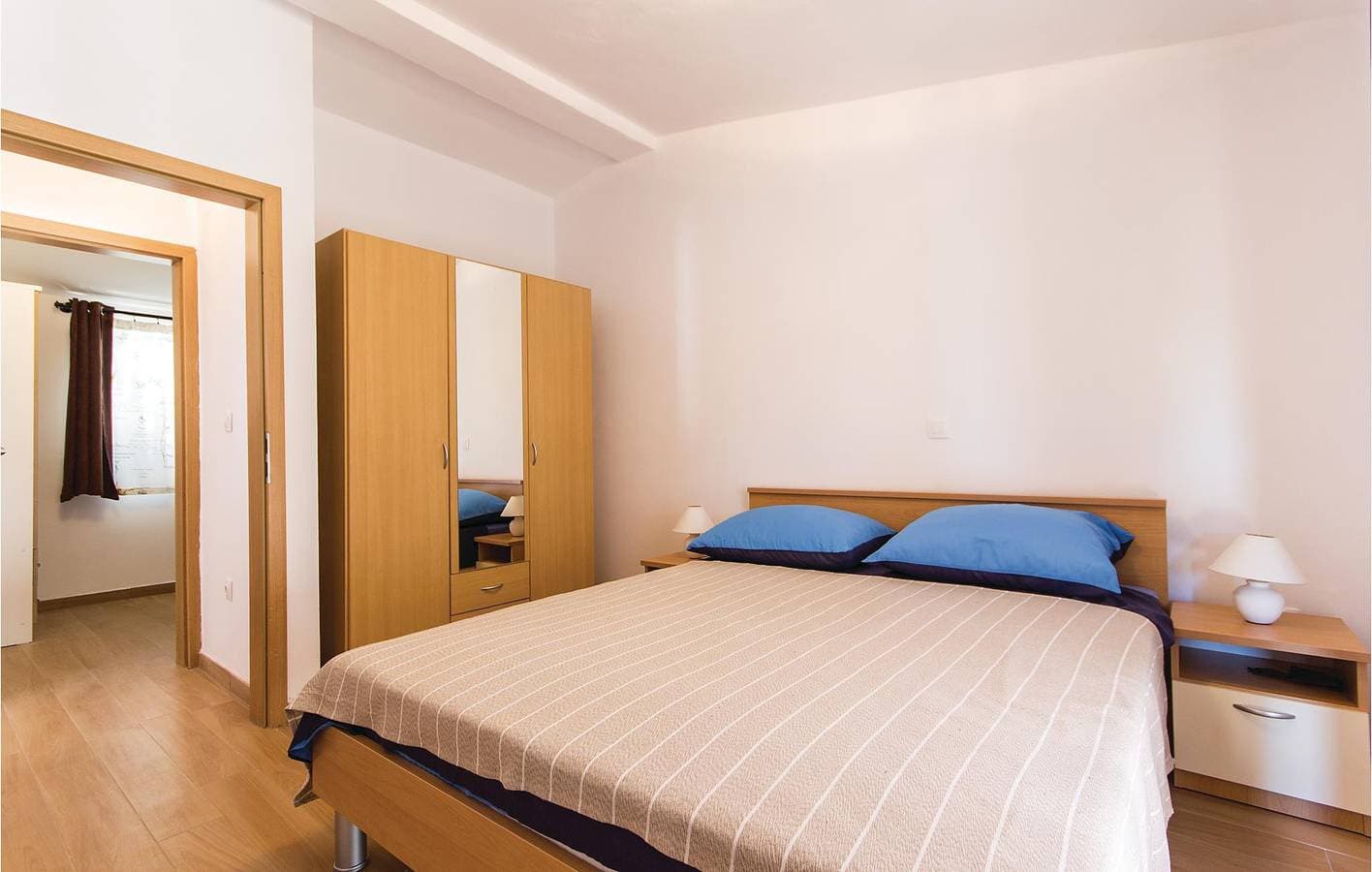 Foto 13 von 22: Charmantes Apartment mit Pool, WLAN und Terrasse – 2,5 km vom Stadtzentrum entfernt