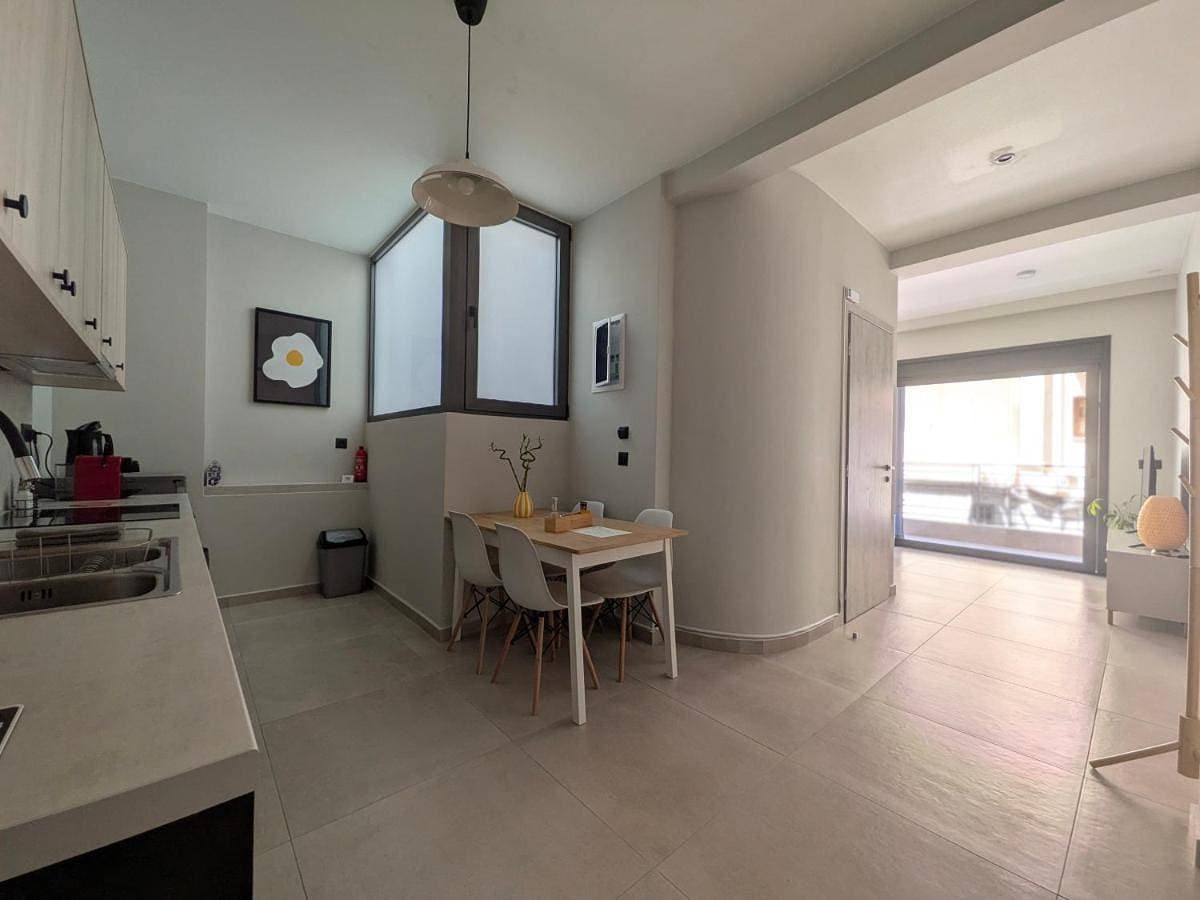 Foto 4 von 38: One-Bedroom Apartment