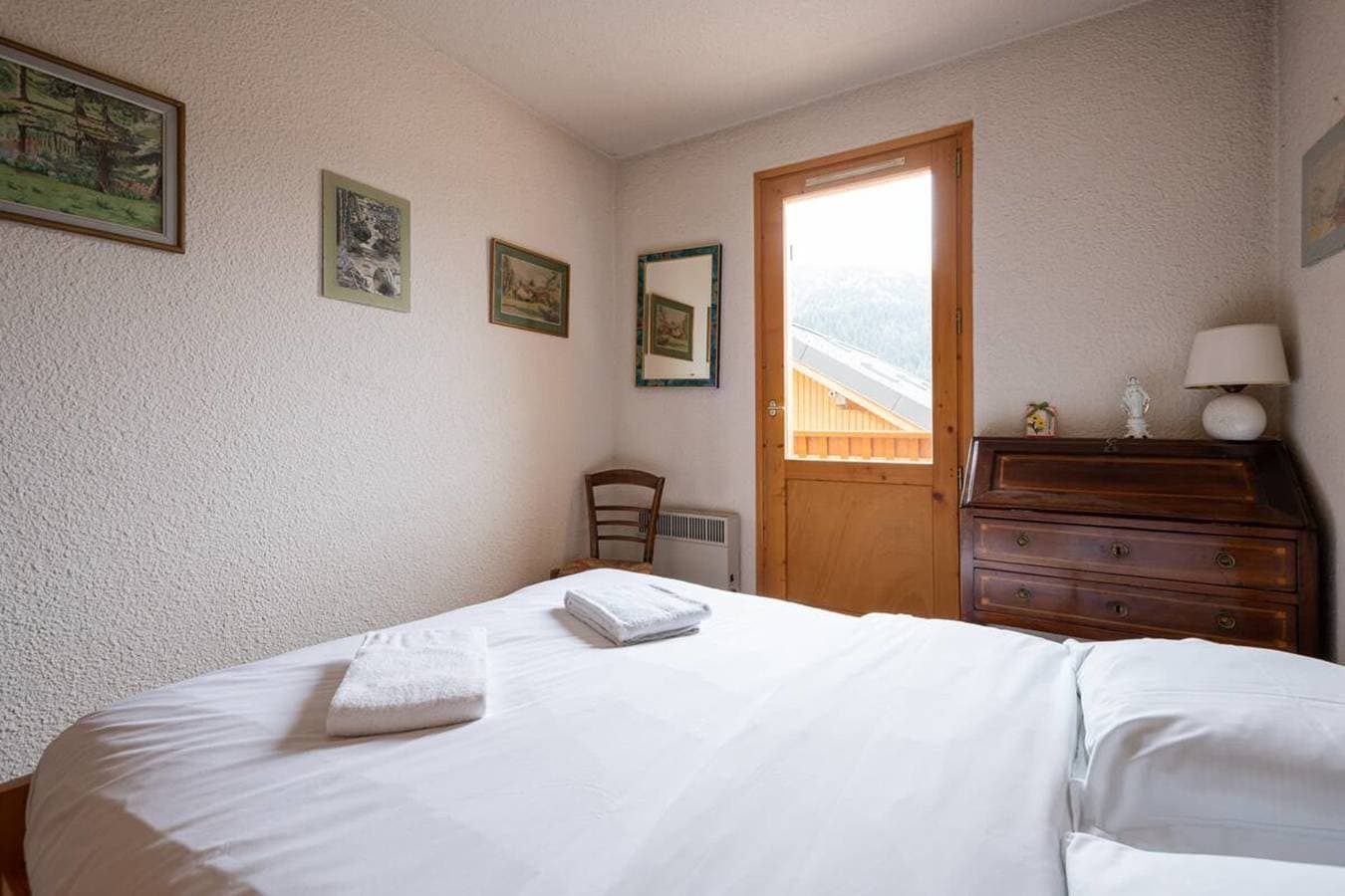 Foto 8 von 22: Ferienwohnung für 8 Personen mit Balkon