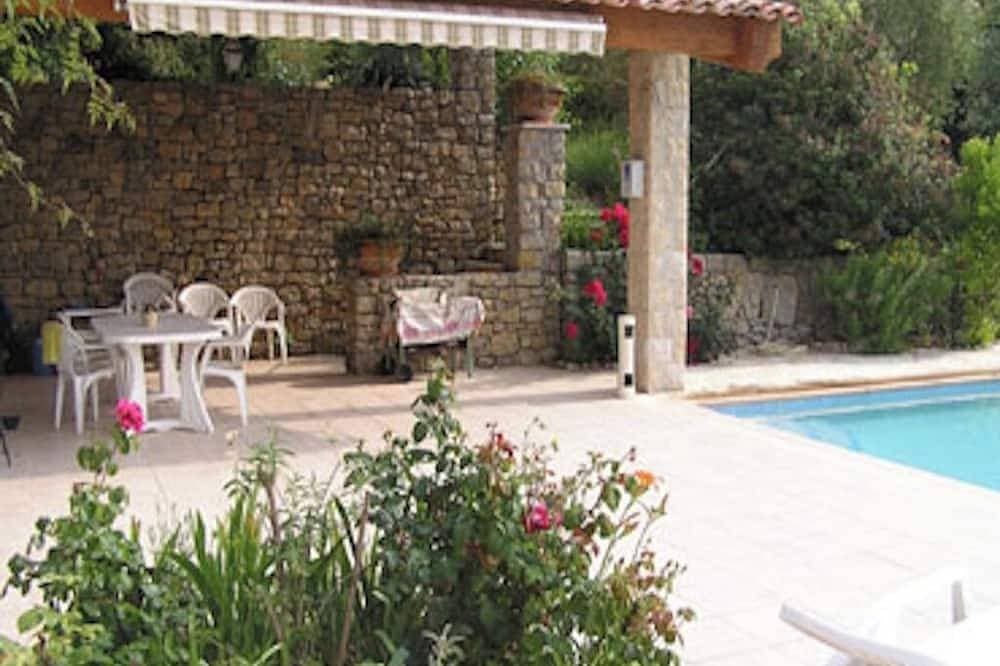 Foto 9 von 14: Dream Vacations on the French Riviera: Apartment No. 2 (35 m²) + Private South-Facing Sun Deck (16 m²)
