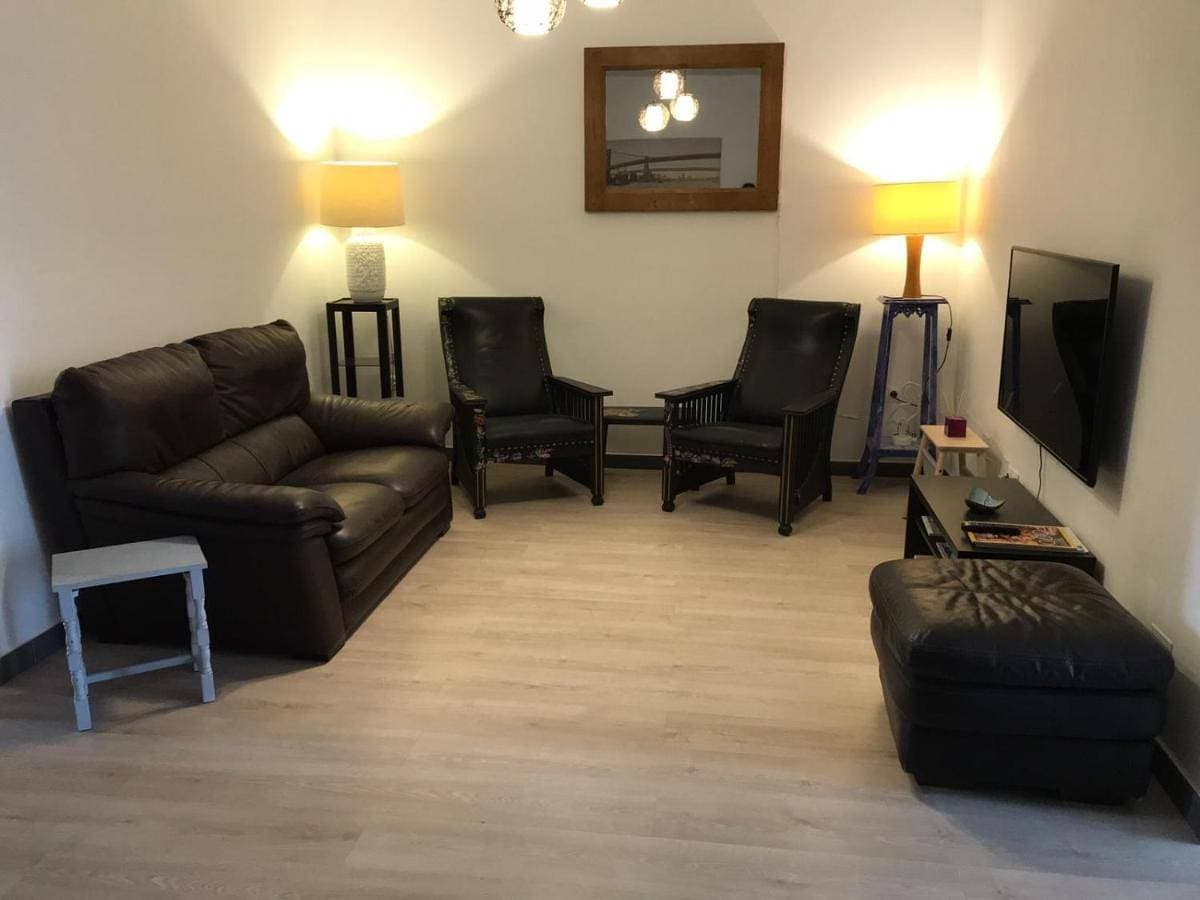 Foto 2 von 31: Two-Bedroom Apartment