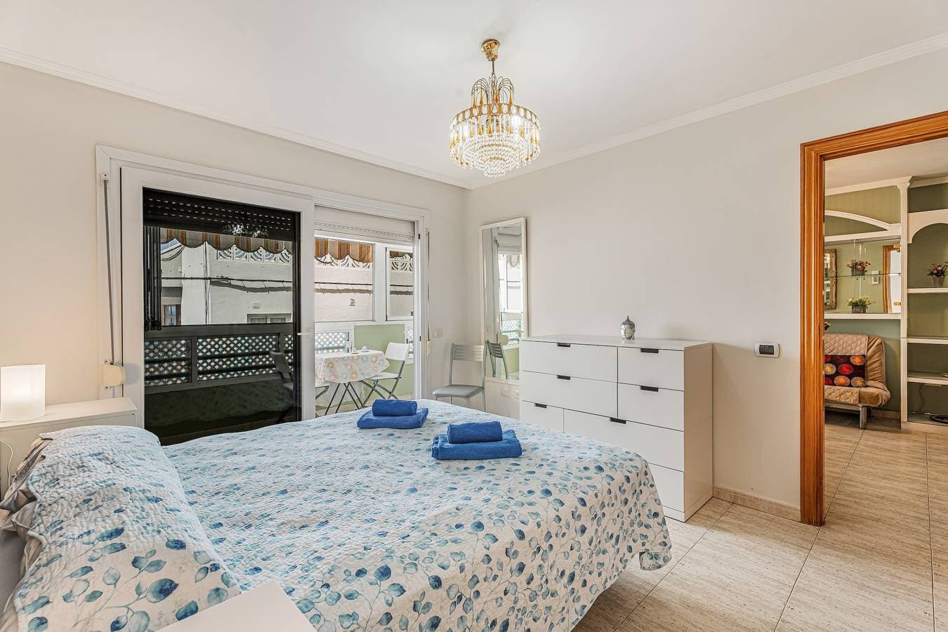 Foto 13 von 27: Ferienwohnung 'Ceyla 214' mit Meerblick, privater Terrasse und WLAN
