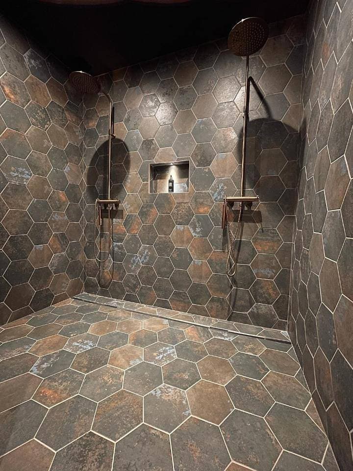 Foto 12 von 26: Queen Room with Spa Bath