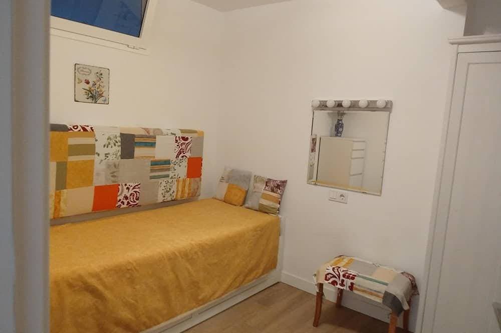 Foto 8 von 30: 6 P, 2 Schlafzimmer, 2 Bäder, Free WIFI, Schwimmbad, Parkplatz, herrliche Aussicht, Ponien