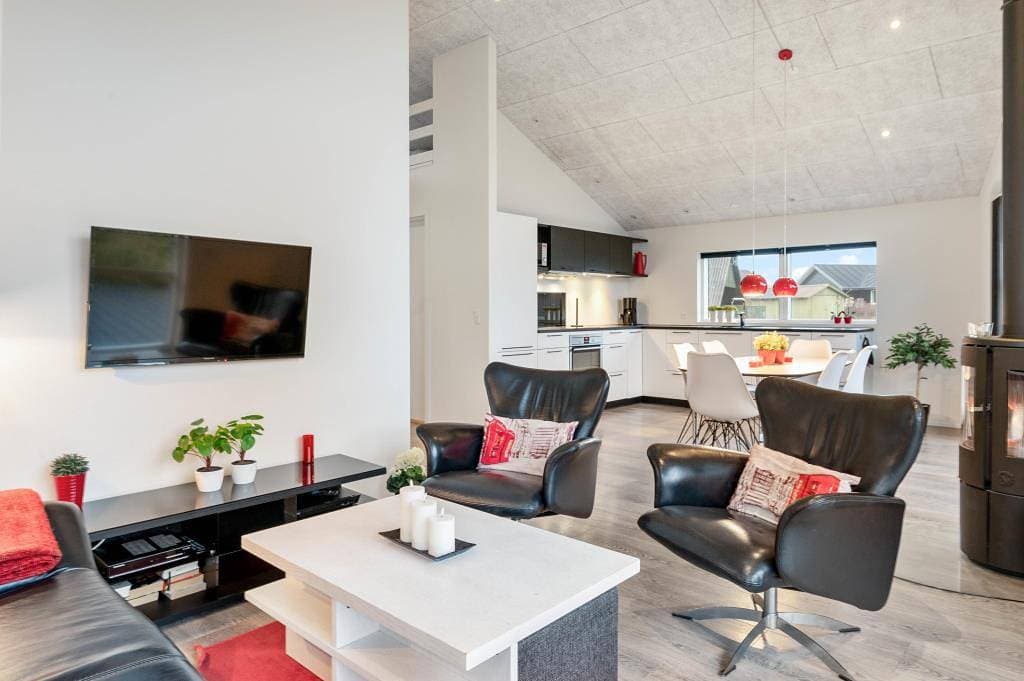 Foto 7 von 22: Schönes Ferienhaus in toller Lage, 300 Meter zum Strand