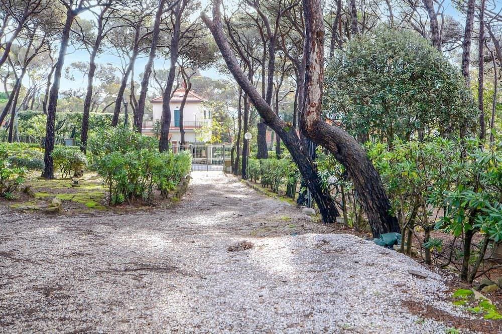 Foto 12 von 25: Stunning home in Quercianella with WiFi