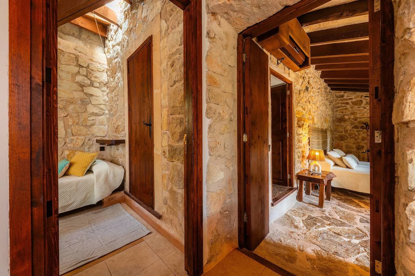 Foto 10 von 36: Ferienhaus "Es Colomer" mit Bergblick, Gemeinschaftspool und WLAN