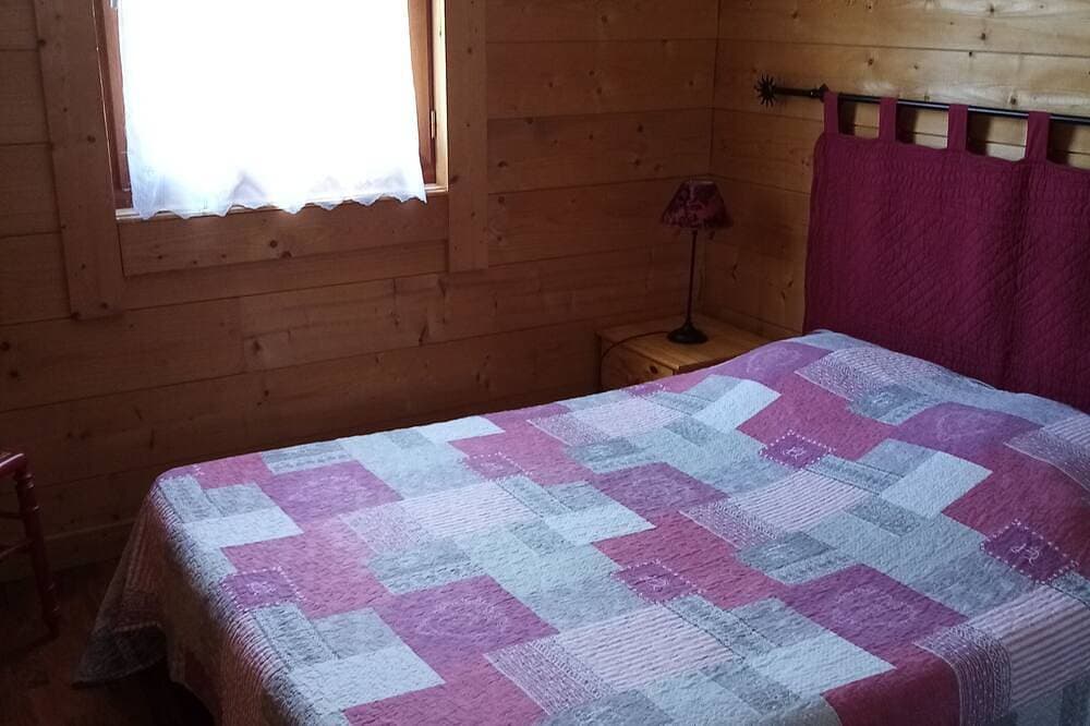 Foto 2 von 18: Chalet Neu, grüner Ort, Natur, Ruhe, in Auvergne, Massive von Sancy gesehen