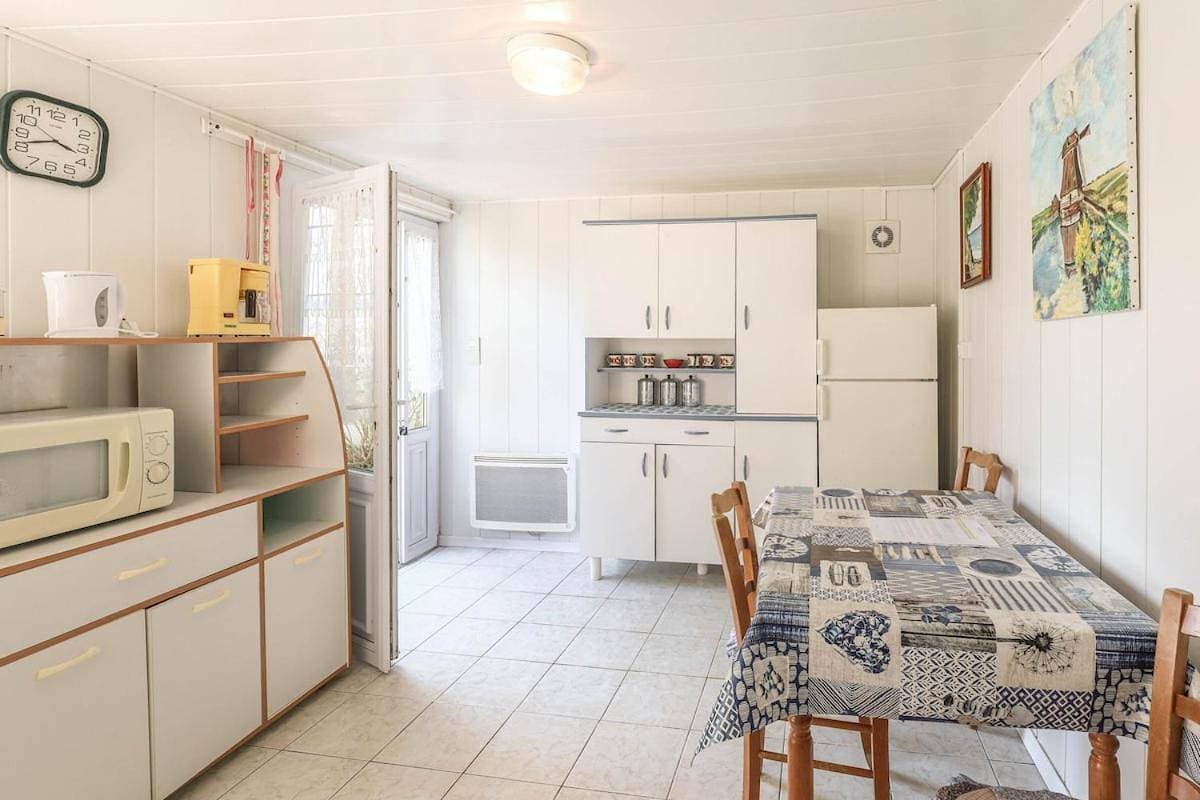 Foto 4 von 18: One-Bedroom Apartment