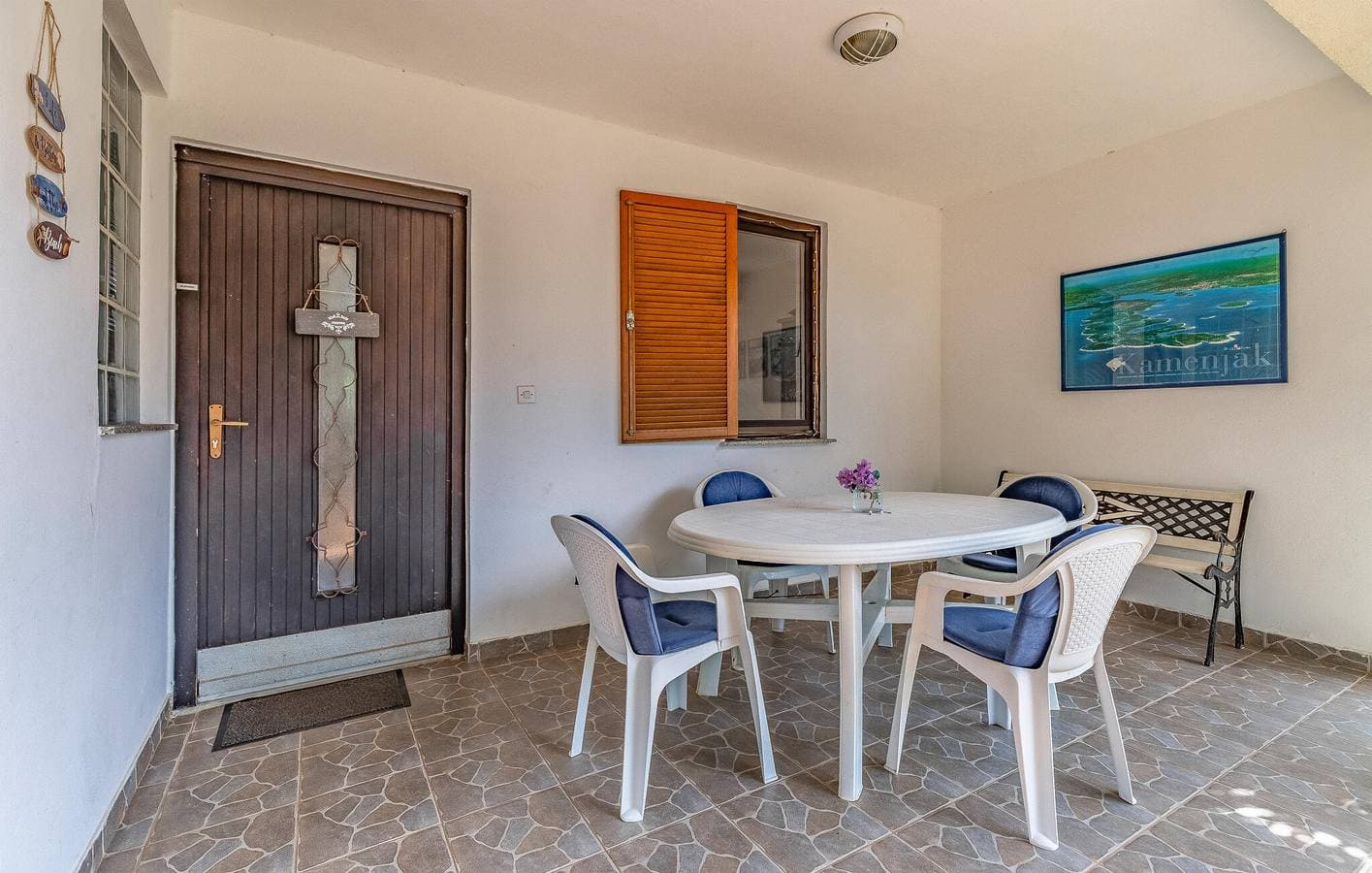 Foto 9 von 24: Gemütliche Ferienwohnung mit Terrasse und Parkplatz, 1 km vom Strand Bijeca entfernt