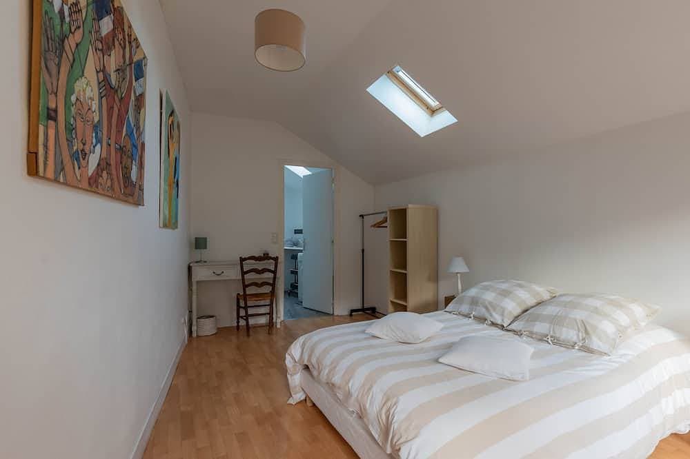 Foto 6 von 30: La Roseraie, große 2 Zimmerwohnung, Garten, Stellplatz möglich. im Herzen von Honfeu