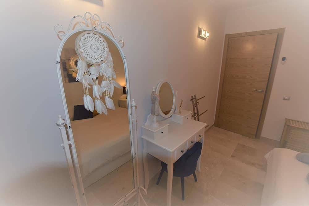 Foto 4 von 30: Einführungsangebot - Luxuriöse Wohnung mit 2 Schlafzimmern, 2 Badezimmern in Strandnähe