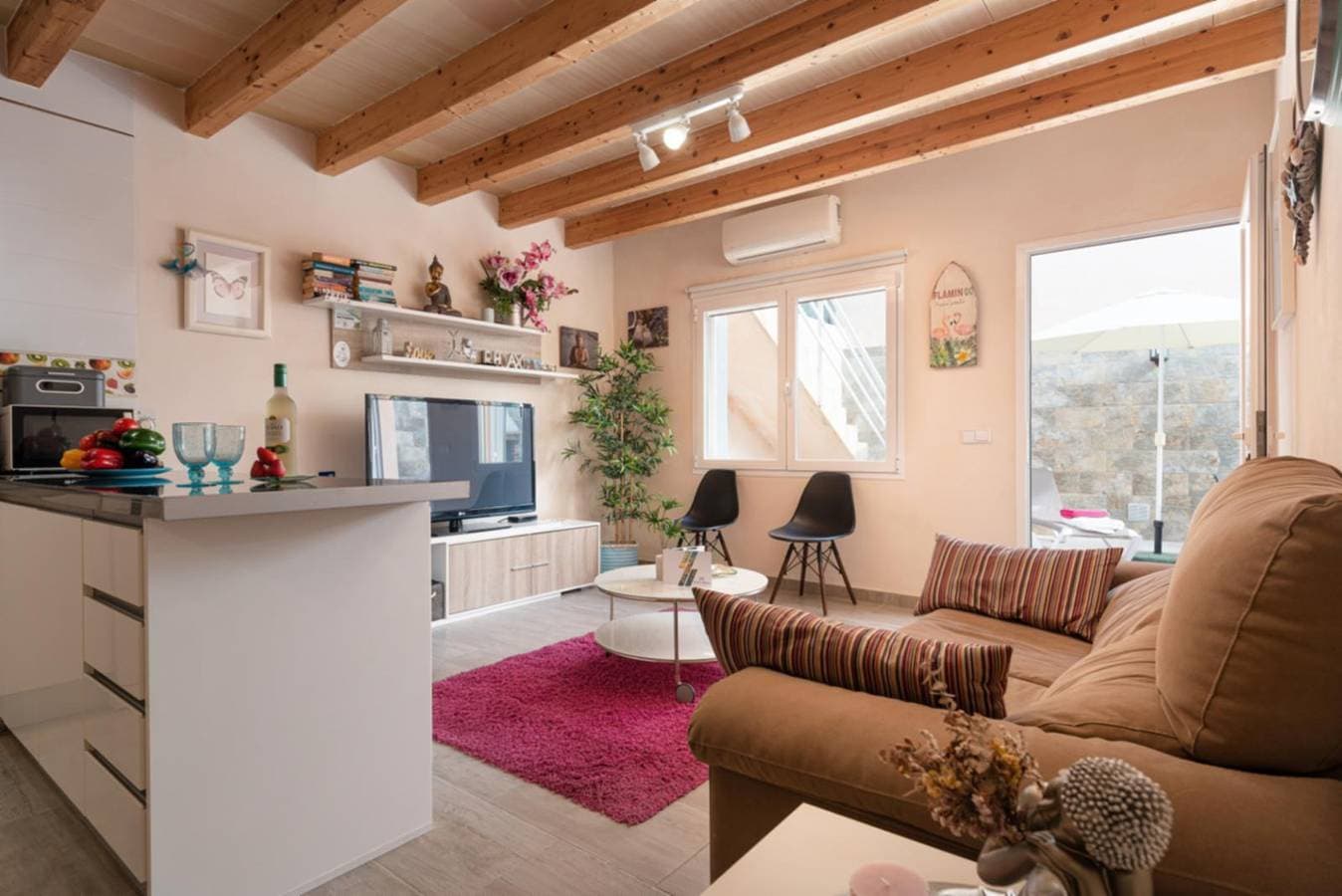 Foto 2 von 28: Ferienwohnung für 4 Personen mit Balkon/Terrasse