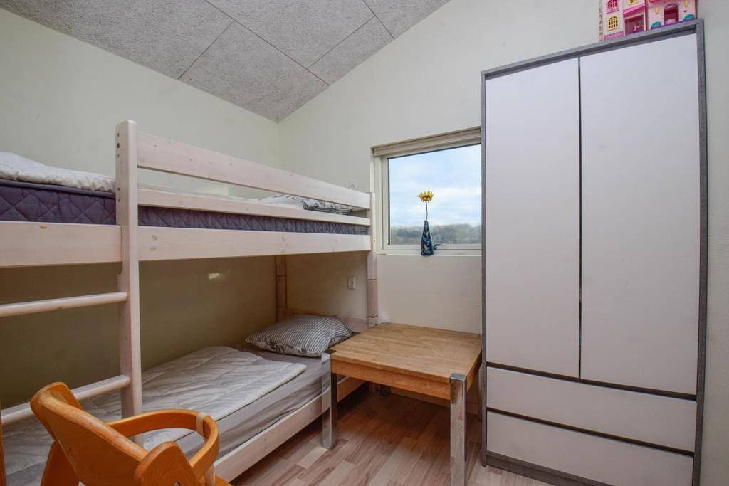 Foto 12 von 15: Modernisiertes, traditionelles Sommerhaus – Nur 150 m zum Strand!