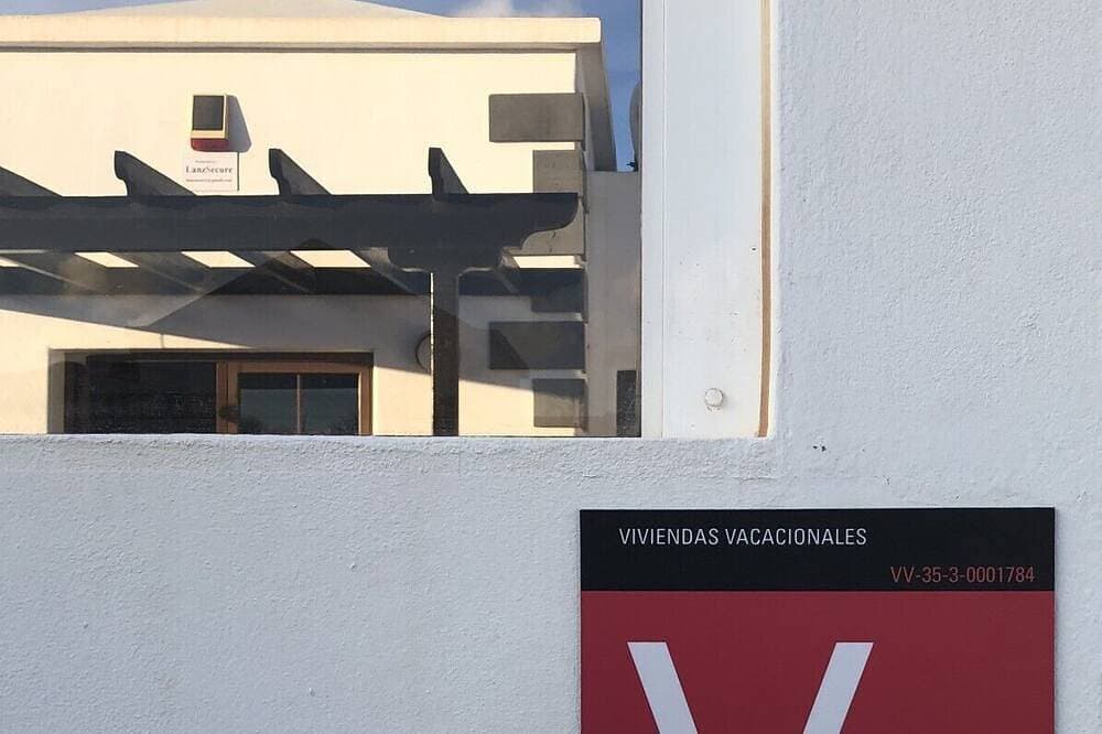 Foto 7 von 16: Villa mit zwei Schlafzimmern, mit privatem beheiztem Pool, Wifi, Parque Del Rey Playa Blanca