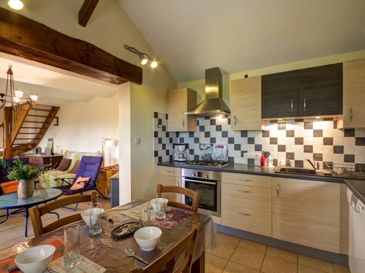 Foto 5 von 12: Ferienhaus in Saint-Forgeux-Lespinasse mit Terrasse und Haustiere Erlaubt