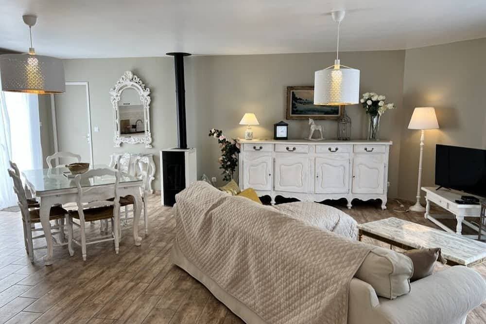 Foto 6 von 11: Villa Marguerite: The beach and restaurants are just 3 minutes away
