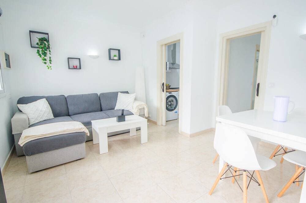 Foto 10 von 22: Strandbungalow in Estepona mit privatem Patio und Klimaanlage