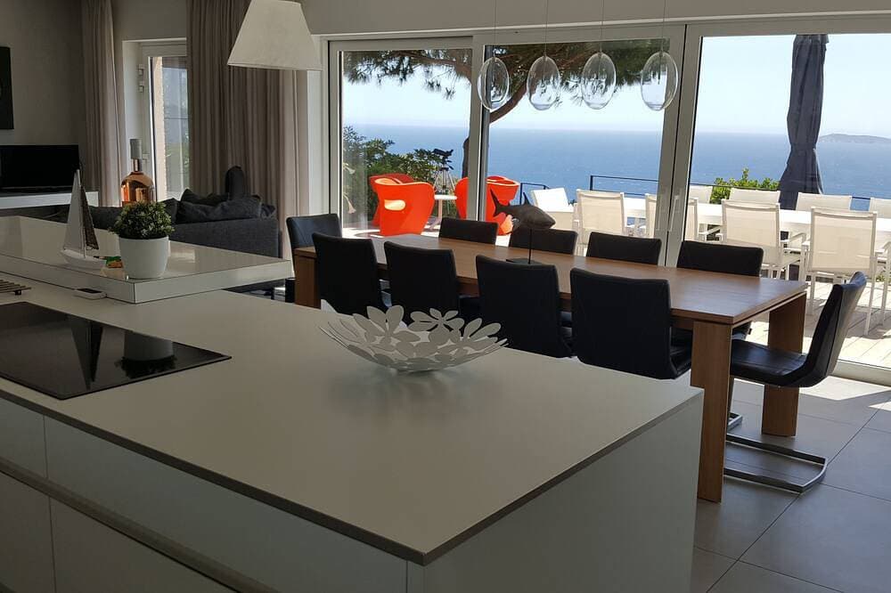 Foto 13 von 30: Moderne Villa mit  SuperMeerblick,viel Komfort, 5 Schlafzimmer, 3 Badezimmer,11P