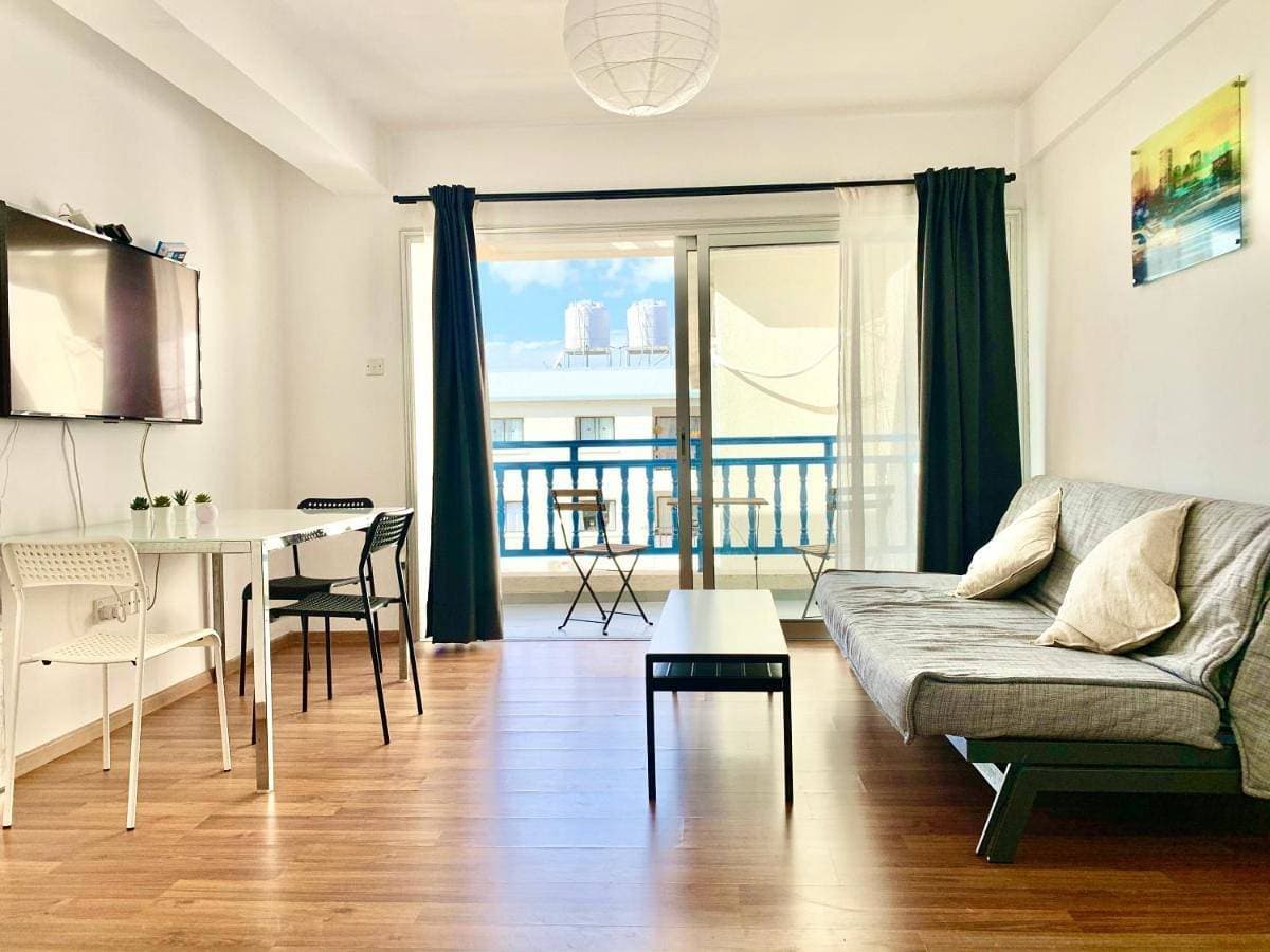 Foto 8 von 34: Ferienwohnung für 4 Personen mit Terrasse