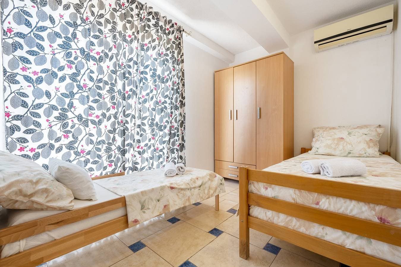 Foto 11 von 20: Ferienwohnung für 10 Personen mit Balkon/Terrasse