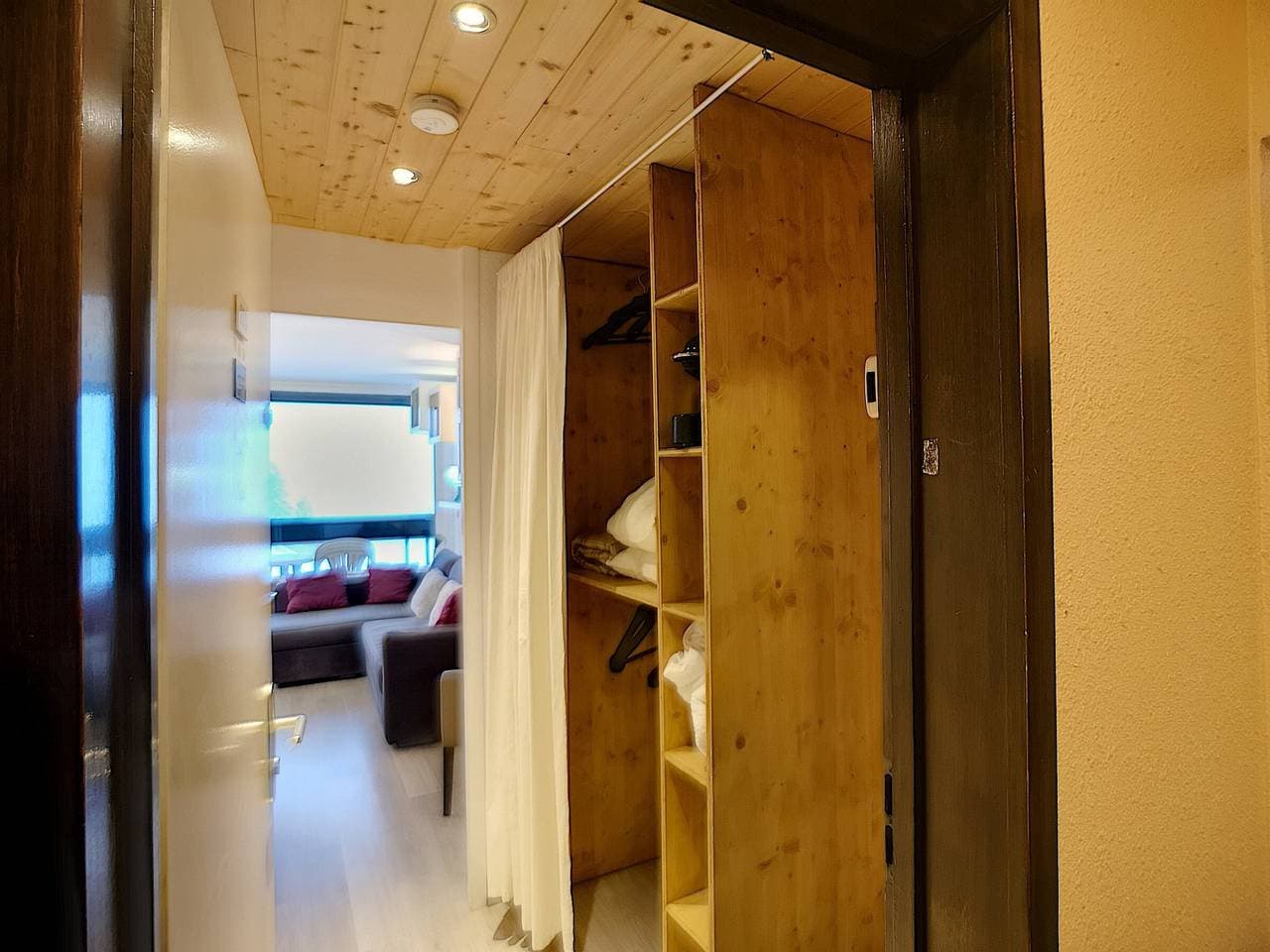 Foto 5 von 13: Studio La Croisette 2 Pers, direkt an der Piste