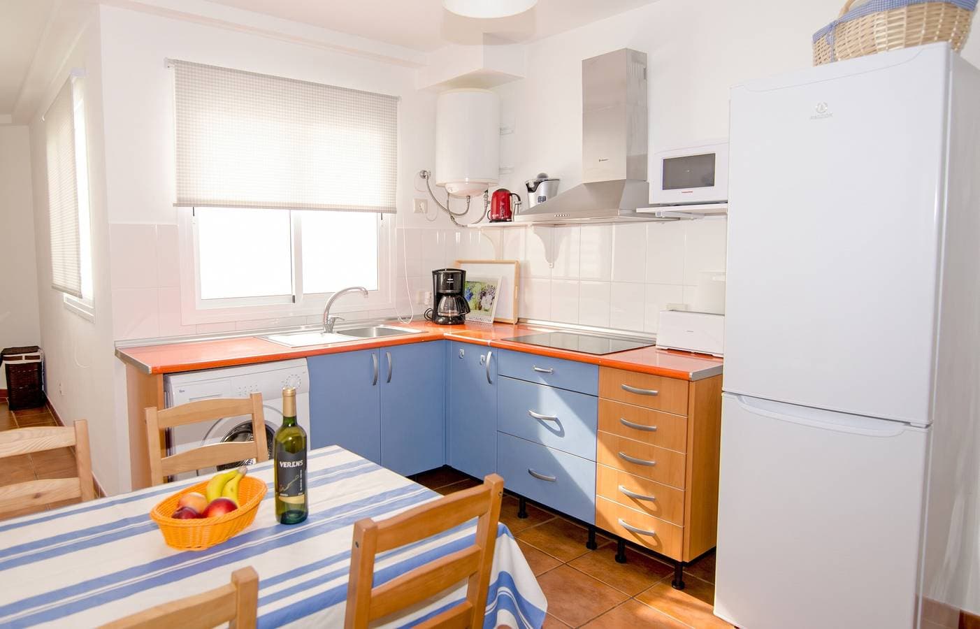 Foto 12 von 22: Charmantes Apartment in Puerto de Mogán - 80m², Berg- und Meerblick