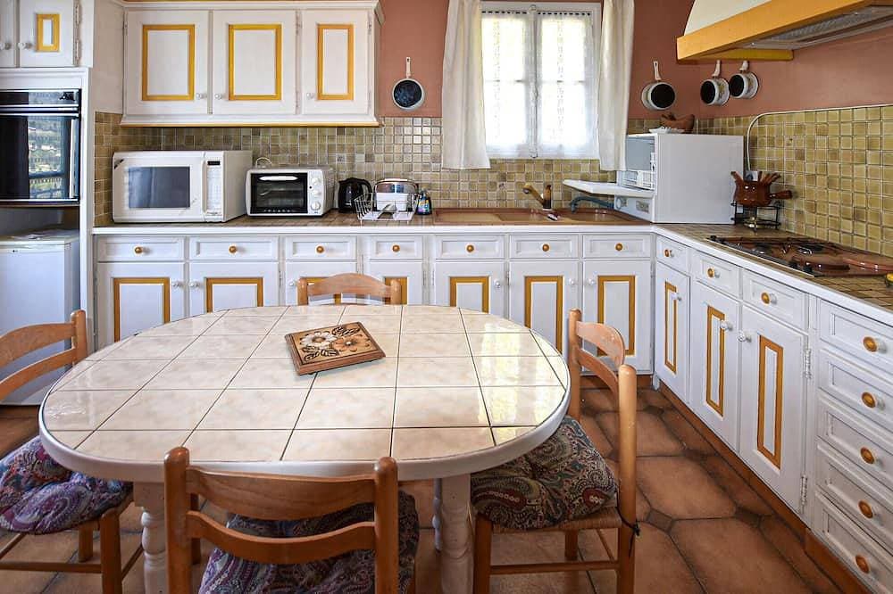 Foto 8 von 21: 2 bedroom lovely home in Moustiers-Sainte-Marie