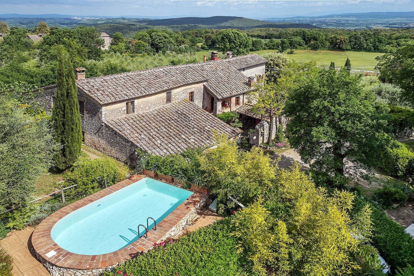 Podere Lorena, 13Th-Century Farmhouse in the Montagnola Senese 1