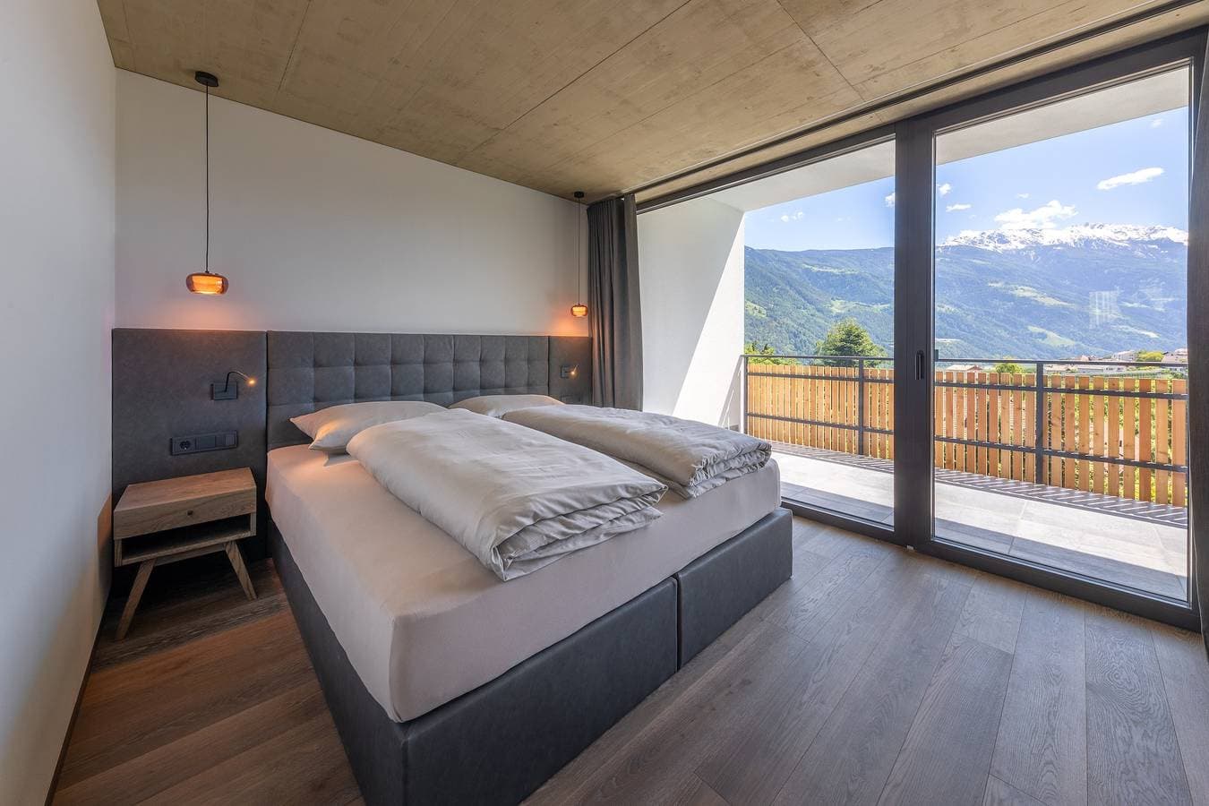 Foto 2 von 15: Ferienwohnung 'Köfele Lodge Agnes' mit Bergblick, Gemeinschaftspool und WLAN