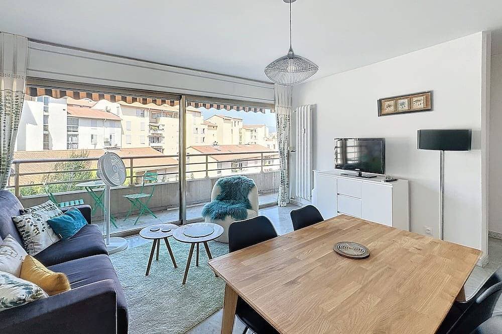 Foto 5 von 11: Studio with parking in secure residence 50m from the sea and beaches