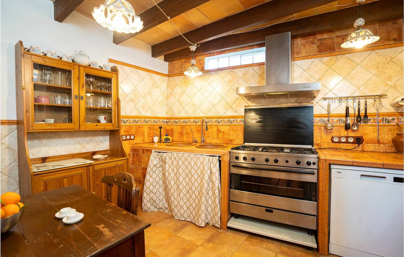 Foto 7 von 36: Schicke Sineu Wohnung: A/C, Pool, Terrasse & Grill