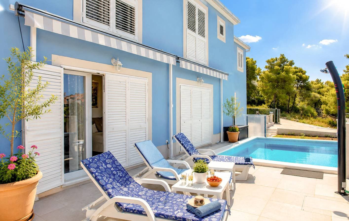 Foto 2 von 27: Gemütliches Apartment mit 2 Schlafzimmern, Meerblick und Pool, 400 m vom Strand entfernt