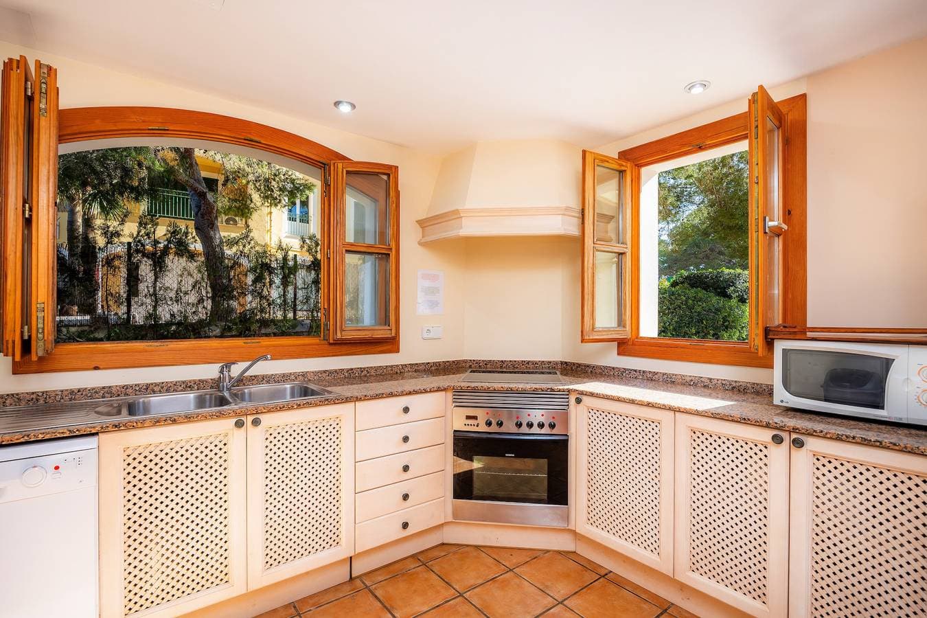 Foto 11 von 32: Cala Pi One mit privater Terrasse, WLAN und Klimaanlage