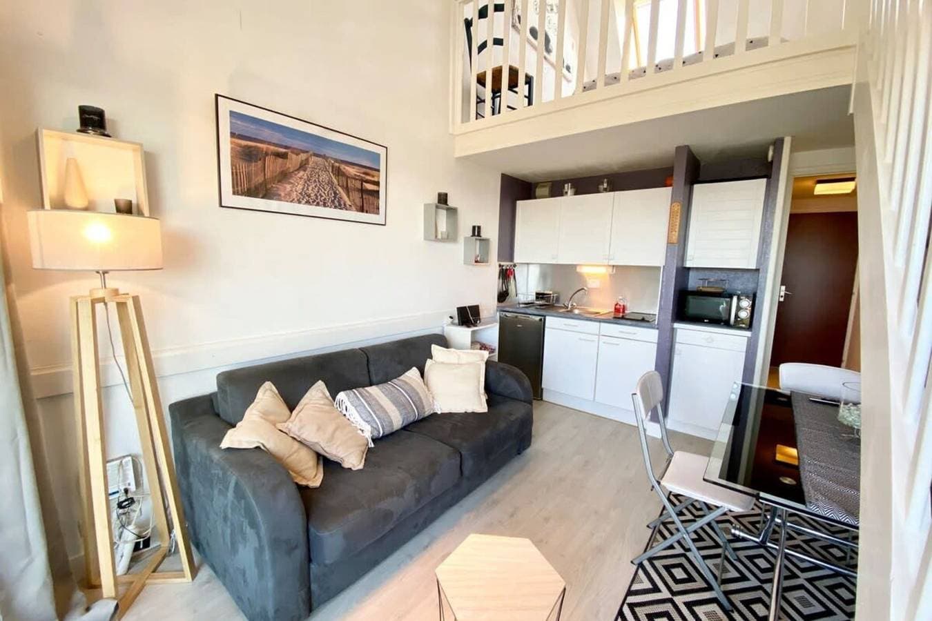Foto 7 von 28: Ferienwohnung für 4 Personen mit Balkon