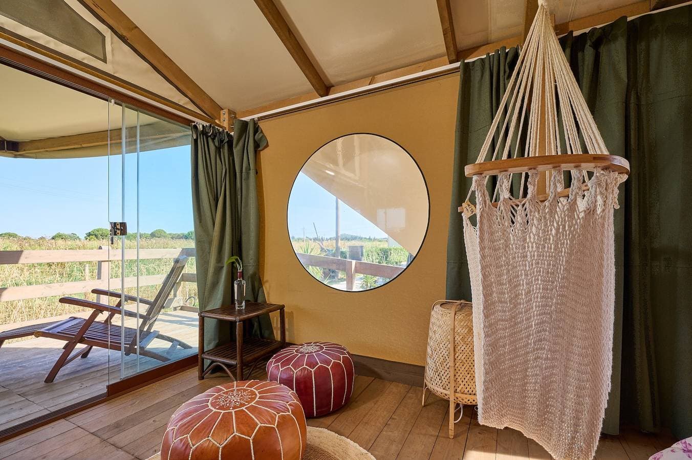 Foto 13 von 22: Einzimmerapartment 'Suite Glamping Vicino Al Mare' mit privater Terrasse und WLAN