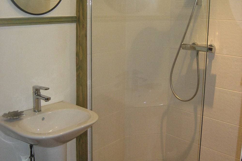 Foto 2 von 25: Wunderschön restauriertes provenzalisches Dorfhaus mit privater Südterrasse.