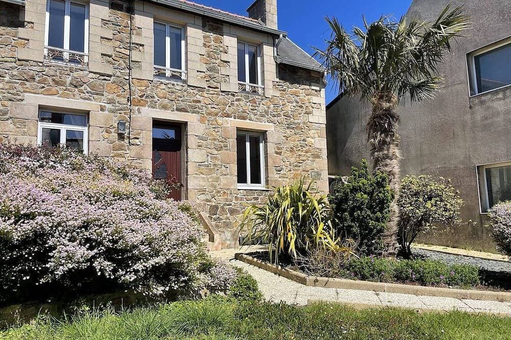 Haus in Ploumanac'h mit Garten und WIFI, in der Nähe des Strandes 1
