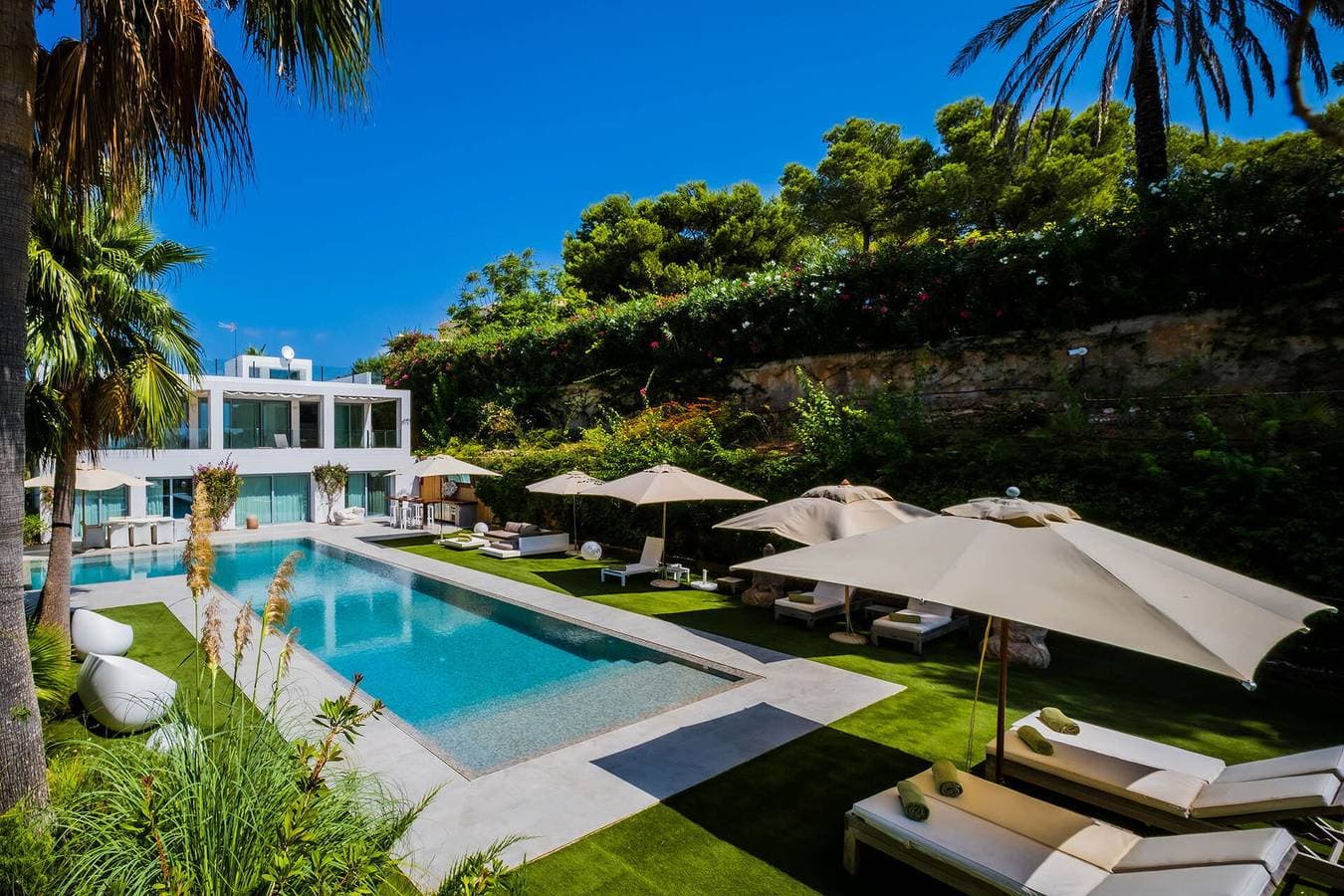 Foto 4 von 50: Villa für 10 Personen mit Garten