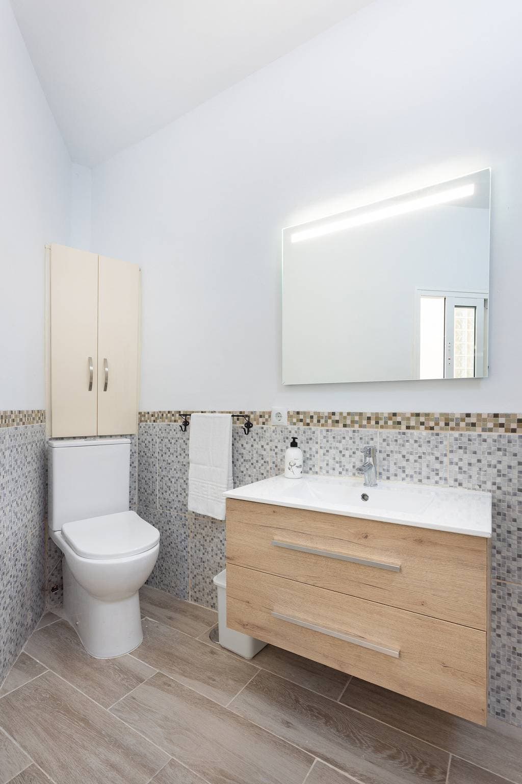 Foto 10 von 24: Ferienwohnung für 3 Personen mit Balkon
