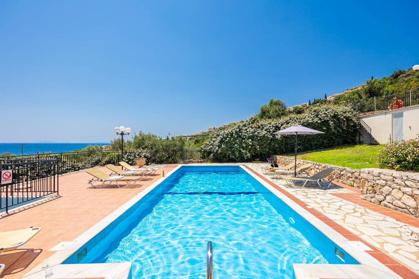 Foto 6 von 34: Villa für 6 Personen mit Balkon