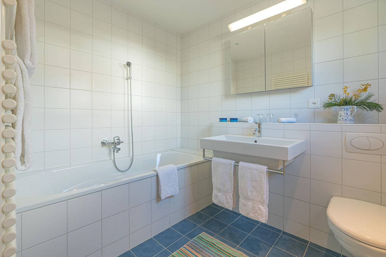 Foto 5 von 22: Chesa Radonda 1 – Moderne Wohnung mit Terrasse & Bergblick