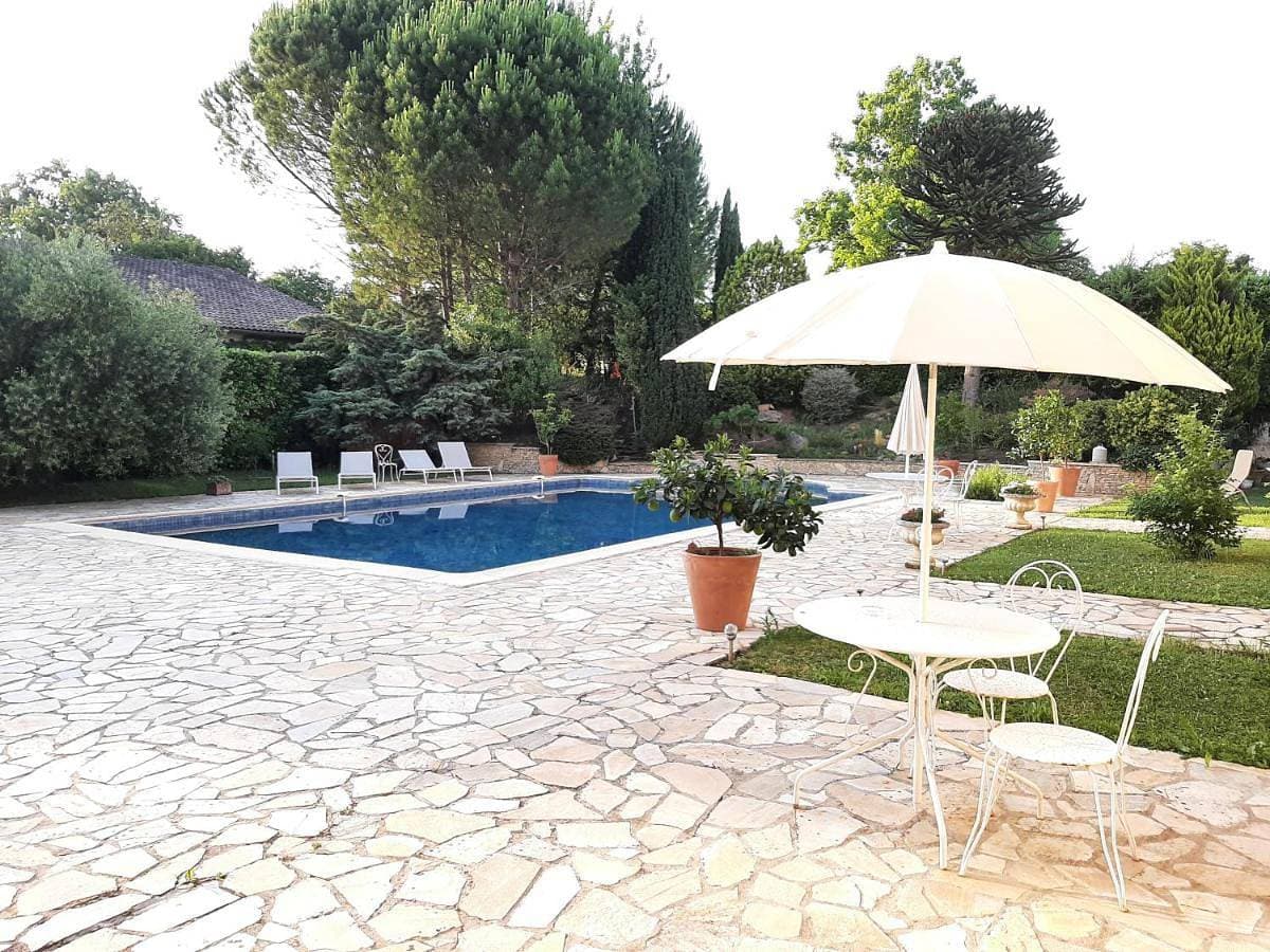Foto 5 von 14: Double Room with Pool View