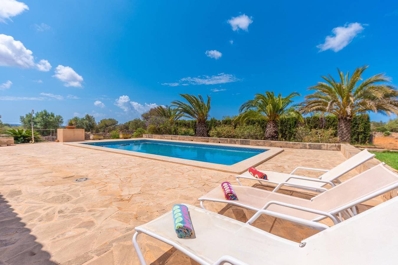 Foto 3 von 28: Els Garrovers - Villa mit privatem Pool und kostenlosem Wifi in Ses Salines