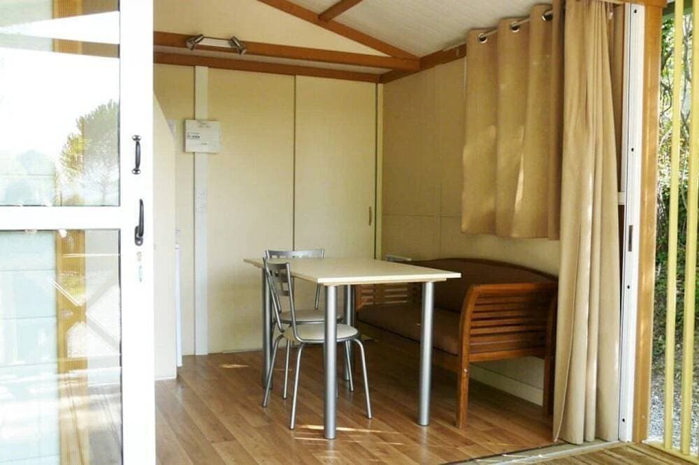 Foto 8 von 21: ZEcamping 3* familial  dog friendly mobil-home TV 22m2 4 pers